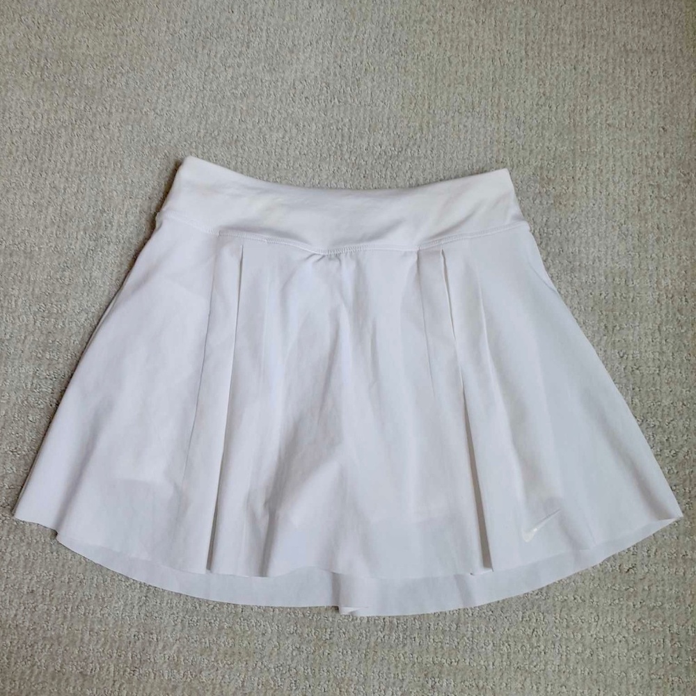 Nike White Club Pleated Tennis Skort XS
